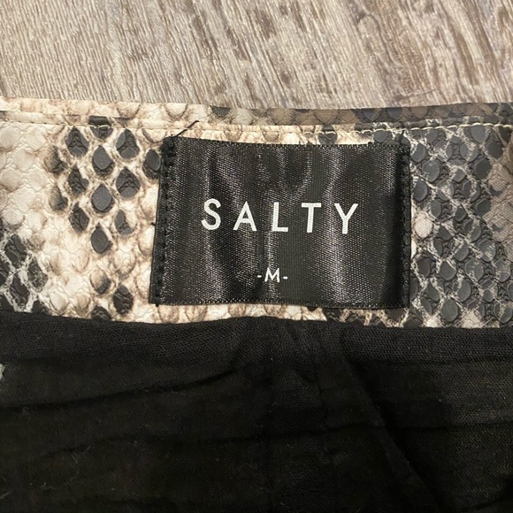 ✨Snakeskin Leather Skirt - Picture 6 of 6